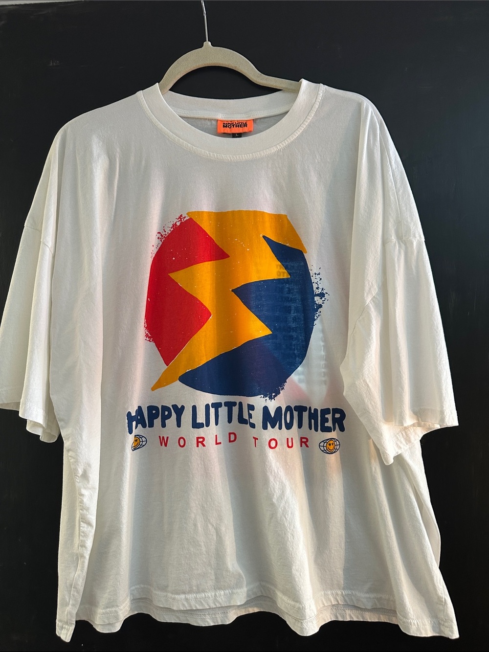 Happy LittleMother Graphic White TEE NWOT❤️